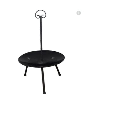 Gratar disc din otel, din taler de tractor, realizat manual, picioare detasabile, maner rece, grosime 3,5 mm, diametru 46 centimetri