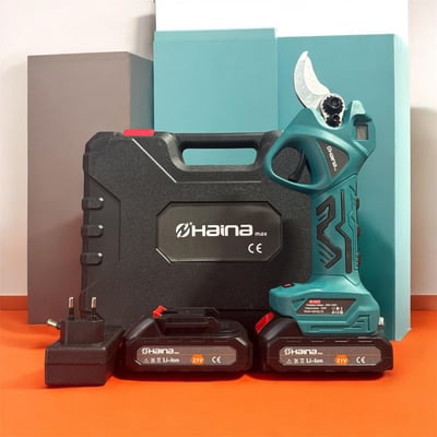 Foarfeca electrica pe acumulator pentru gradina, Haina H-1217, 21 V, 2 acumulatori 2.0 Ah, cu afisaj, taiere maxim 25 mm, incarcator + valiza transport