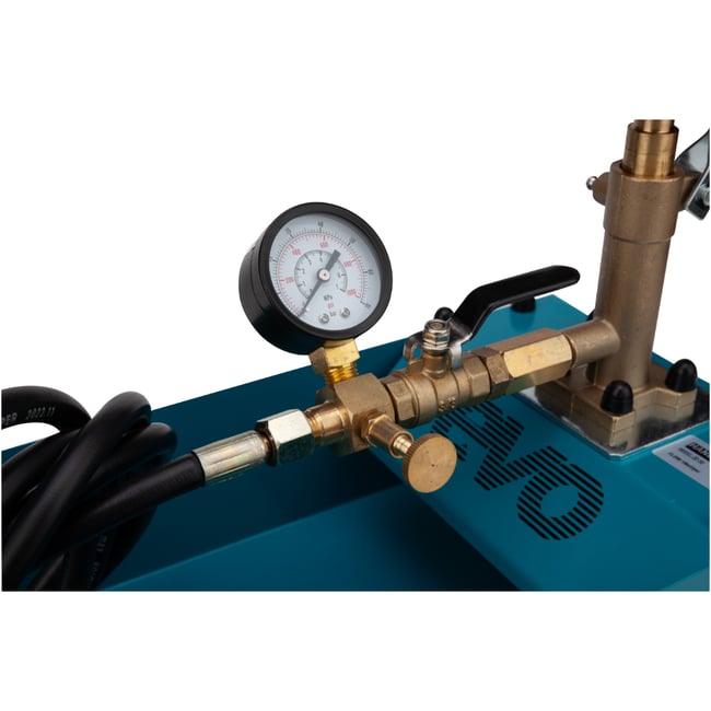 Pompa manuala de testare a presiunii Evotools 659026, 7 l volum cuva, 50 bar presiune maxima, 16 ml cursa capacitate pompare, 1.8 m lungime furtun