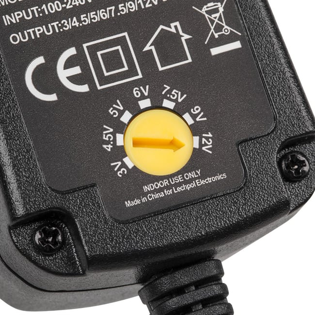 Alimentator stabilizat, tensiune reglabila, 3V-12V DC 600mA, negru