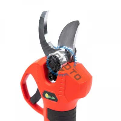 Foarfeca electrica de gradina, pentru taiat crengi pomi, Lider MX808, cu 2 acumulatori Li-ion, 36 V, 6000 mAh Foarfeca electrica de gradina, pentru taiat crengi pomi, Lider MX808, cu 2 acumulatori Li-ion, 36 V, 6000 mAh