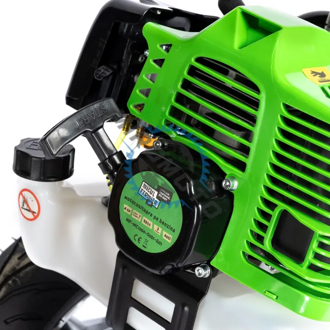 Motocositoare pe benzina Micul Fermier MF-MC1004-S001-G01, 3000 W, 4 CP, 9500 rpm, roti, Motor 2 timpi, pornire rapida, 3 accesorii Motocositoare pe benzina Micul Fermier MF-MC1004-S001-G01, 3000 W, 4 CP, 9500 rpm, roti, Motor 2 timpi, pornire rapida, 3 accesorii