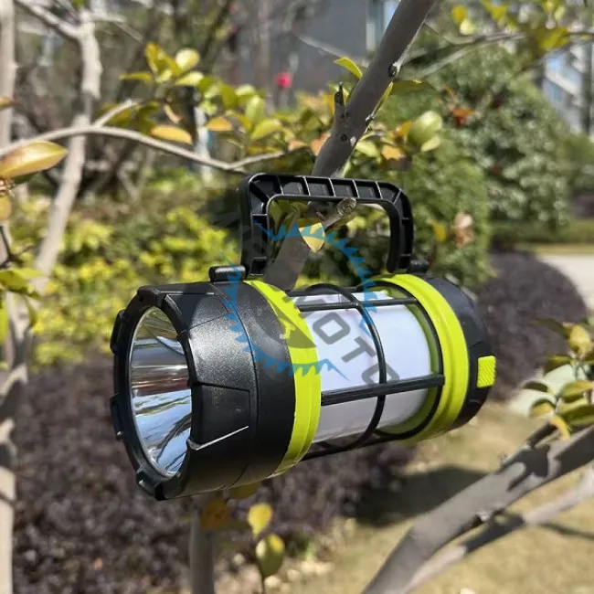 Lanterna reincarcabila led tip felinar, portabila, 2 surse de iluminare, incarcare solara sau prin cablu