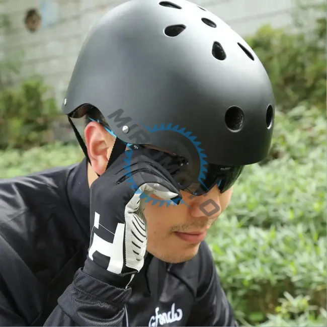 Casca de protectie trotineta / bicicleta, simpla, negru Casca de protectie trotineta / bicicleta, simpla, negru