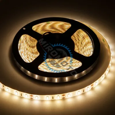 Banda led 5 metri, 12v, lumina culoare alb-cald, 6.6w/m, ip65 Banda led 5 metri, 12v, lumina culoare alb-cald, 6.6w/m, ip65