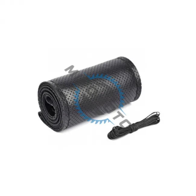 Husa pentru Volan din piele perforata cu ac si ata, cusutura neagra, marime M 37-39cm Husa pentru Volan din piele perforata cu ac si ata, cusutura neagra, marime M 37-39cm