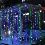 Instalatie de Craciun 3 M x 1 M, Perdea Ploaie Multicolor, 132 Leduri, 8 jocuri de lumini