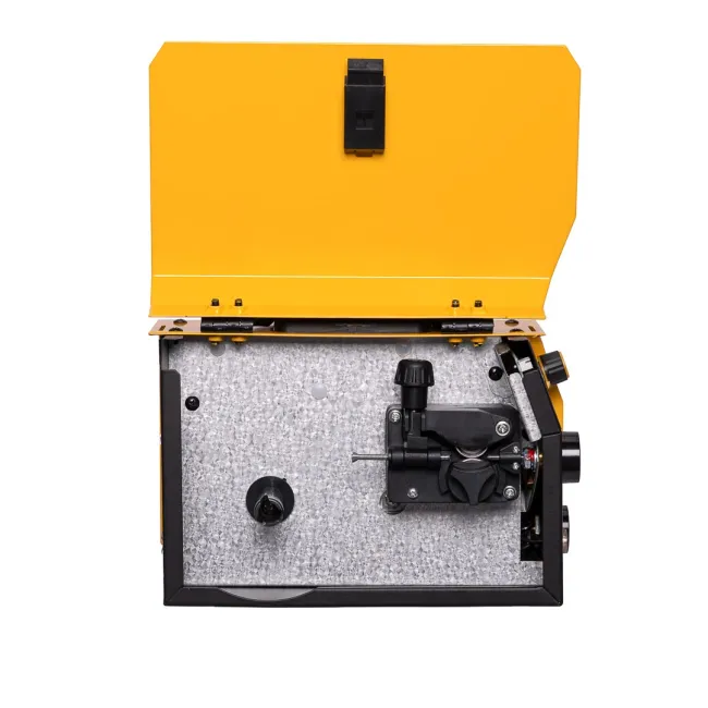 Aparat de sudura tip invertor, Ural CMP1696, sudura MIG/MMA/LIFT TIG , 495A, afisaj digital, 0.8-1.2mm, accesorii incluse