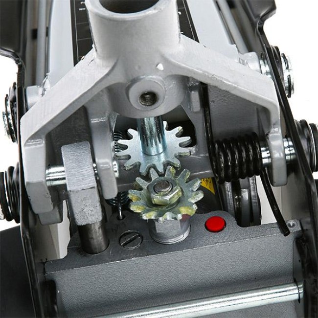 Cric hidraulic tip crocodil Yato YT-17211, aluminiu, capacitate ridicare 3 Tone, 130-465 mm Cric hidraulic tip crocodil Yato YT-17211, aluminiu, capacitate ridicare 3 Tone, 130-465 mm